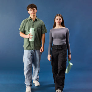 B.box 690mL Insulated Flip Top Bottle - spearmint