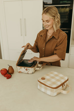 Oioi Mini Insulated Lunch Bag - Beige Gingham