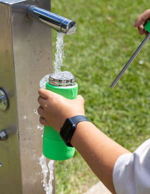 MontiiCo 475ml Drink Bottle Sipper - Apple