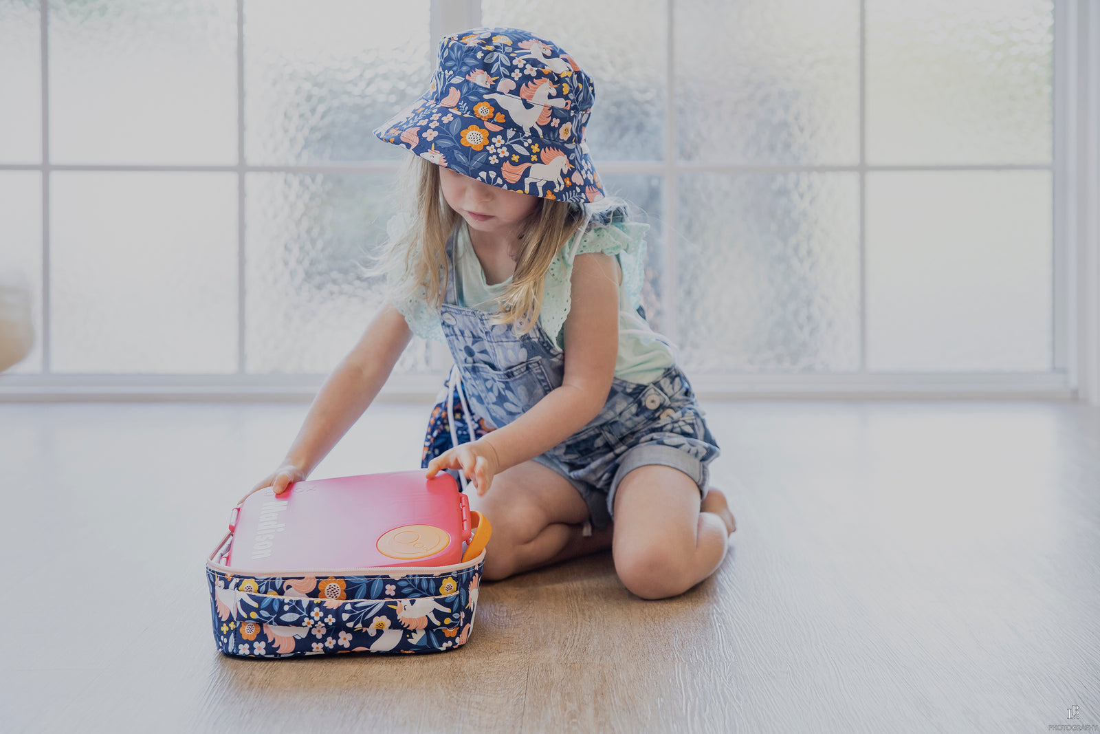 Insulated bags suitable for the large B.box on its own