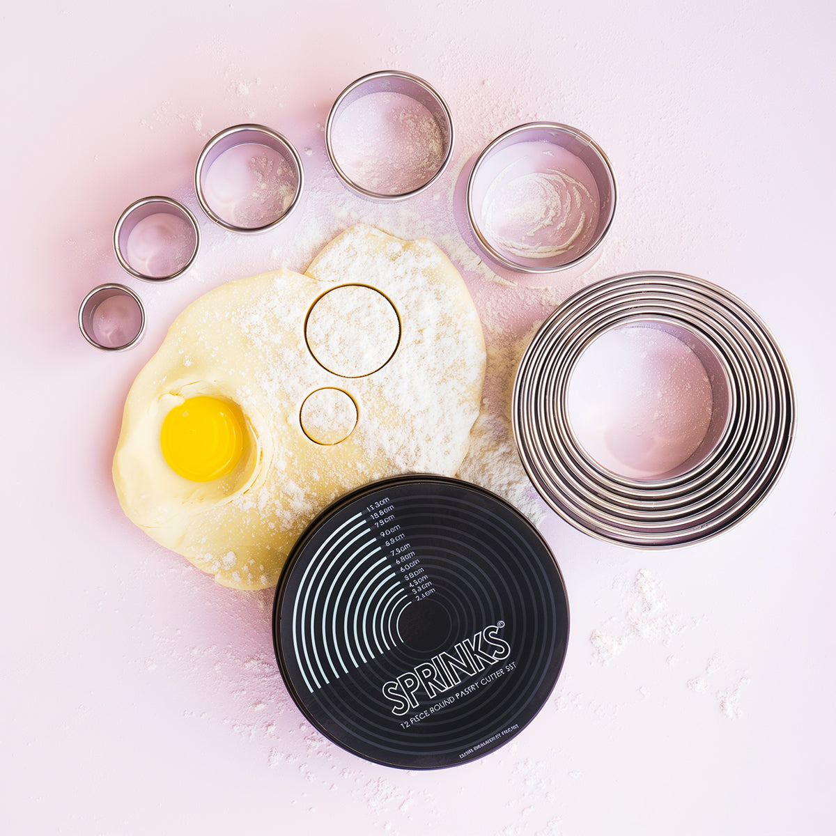 12-PIECE ROUND STAINLESS PASTRY CUTTER SET - BY SPRINKS