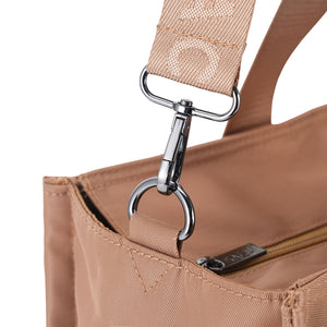 SACHI INSULATED EVERYDAY TOTE - Latte