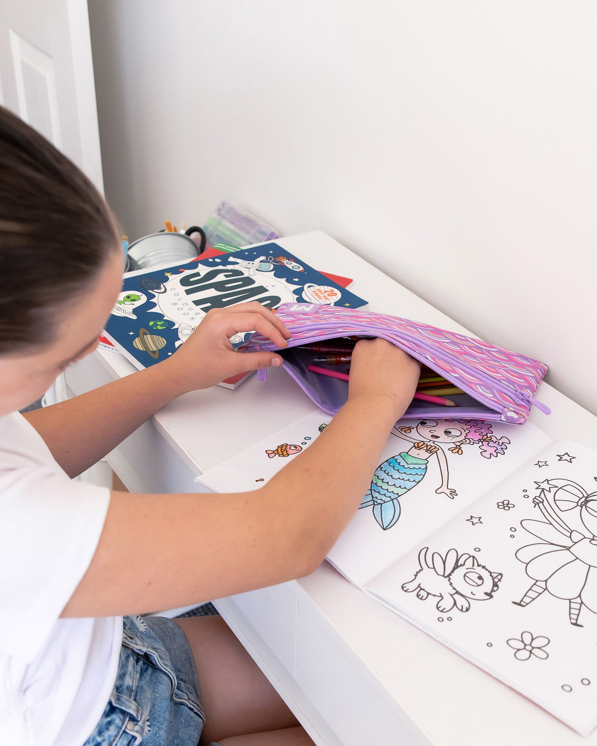 MontiiCo Pencil Case - Rainbow Roller