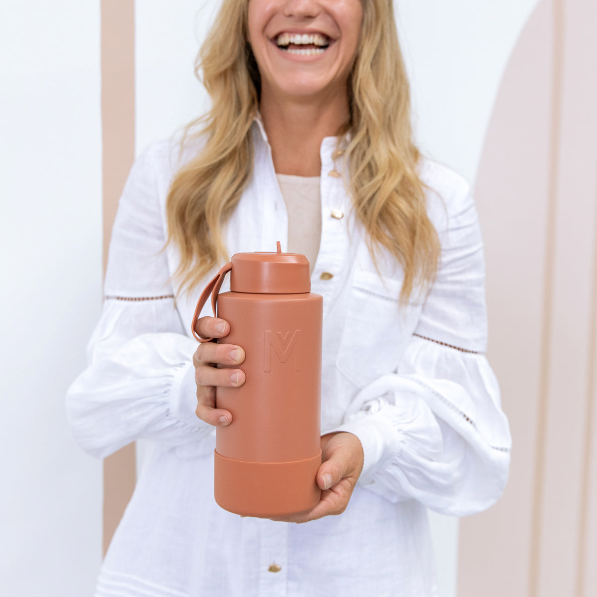 Montii.co Fusion Sipper Lid + Straw 1L - Clay