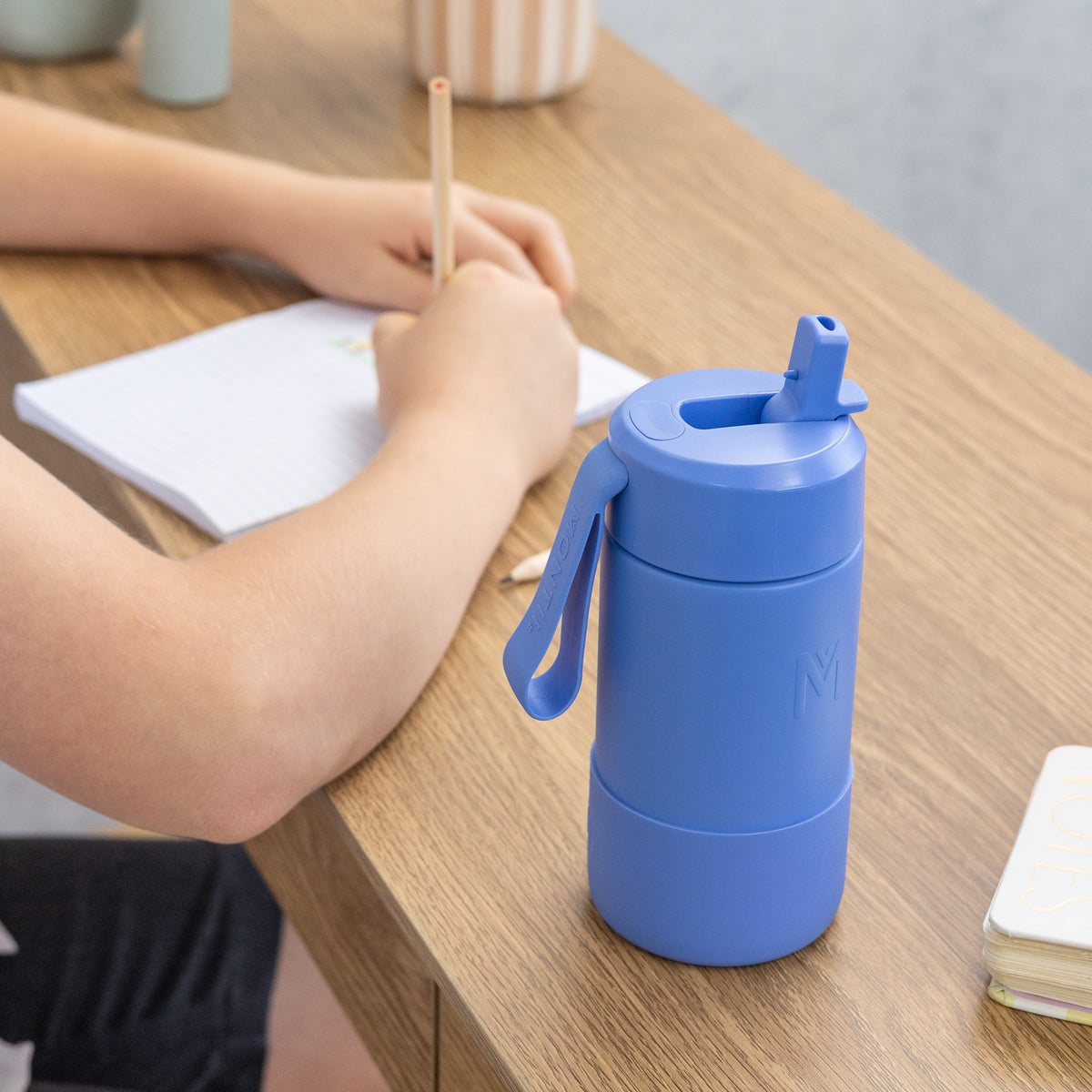 MontiiCo 350ml Drink Bottle Sipper - Splash