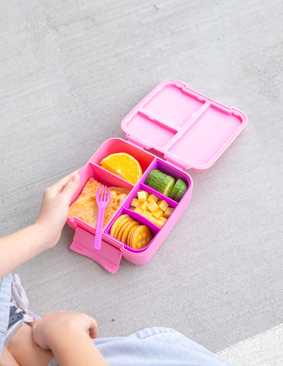 MontiiCo Bite Tray - Fuchsia