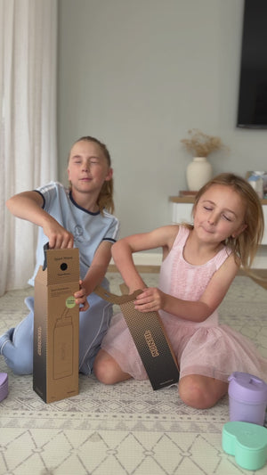 Montii.Co Drink Bottle Sport Sipper Lid 450ml - Rainbow