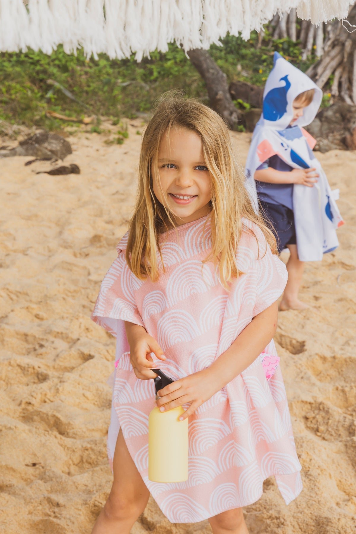 Kids Hooded Towel - Rainbow neutral