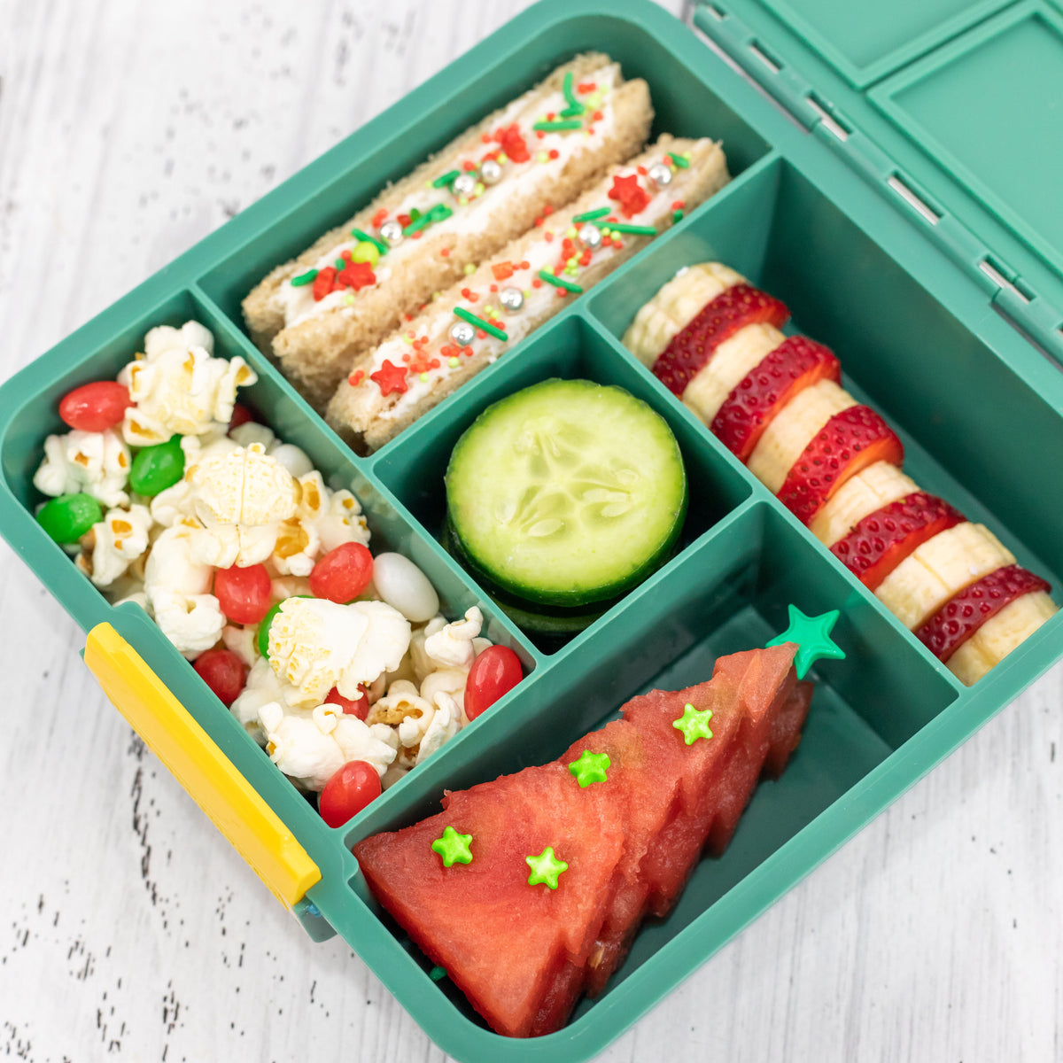 Lunch Punch Christmas Cutter &amp; Bento Fun