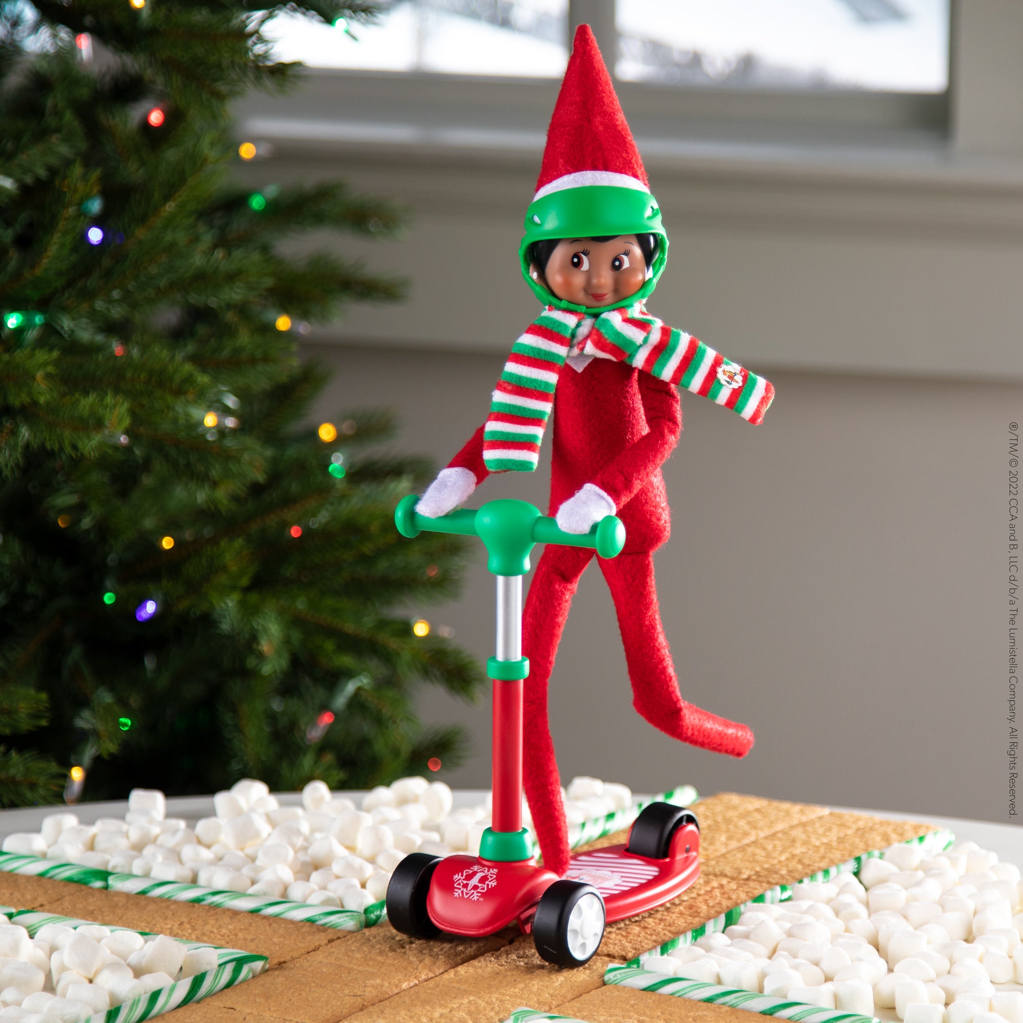 ELF ON THE SHELF - Stand and Scoot